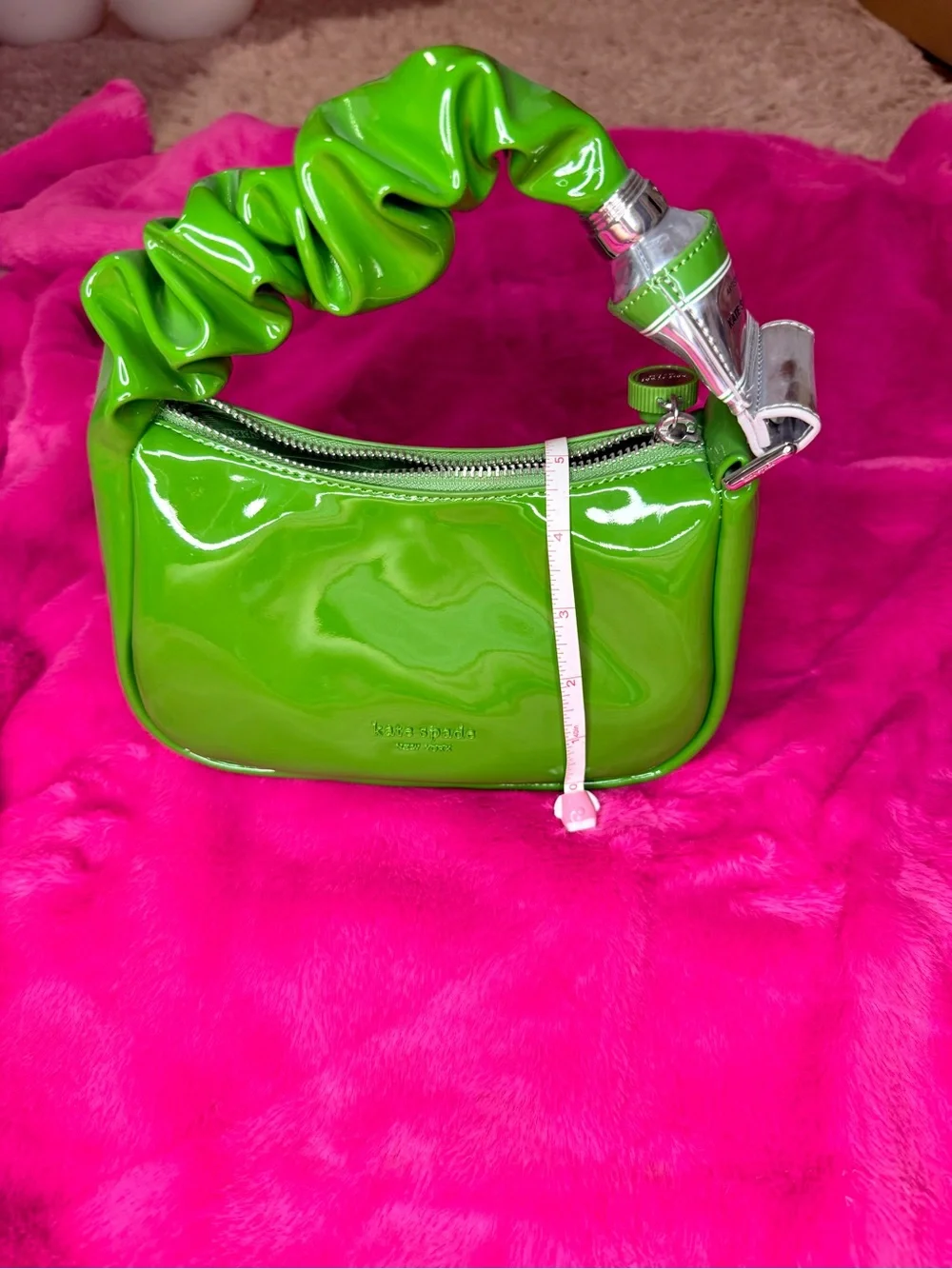 *NWOT* kate spade New York Patent Leather Green Paint Squeeze Handle Mini Bag
